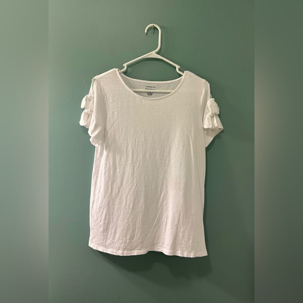 NWOT … BANANA REPUBLIC “Size: M” Double Tie T-Shirt